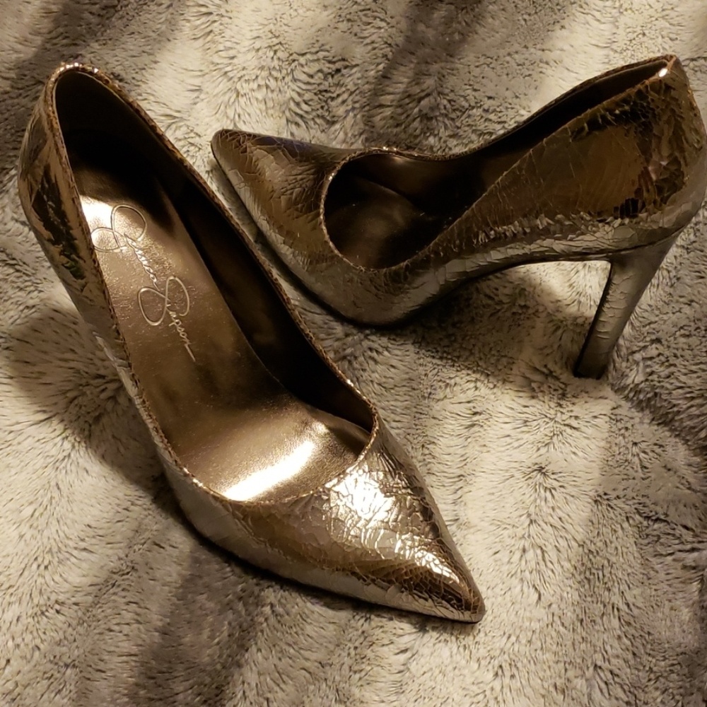 Jessica Simpson silver metallic heels